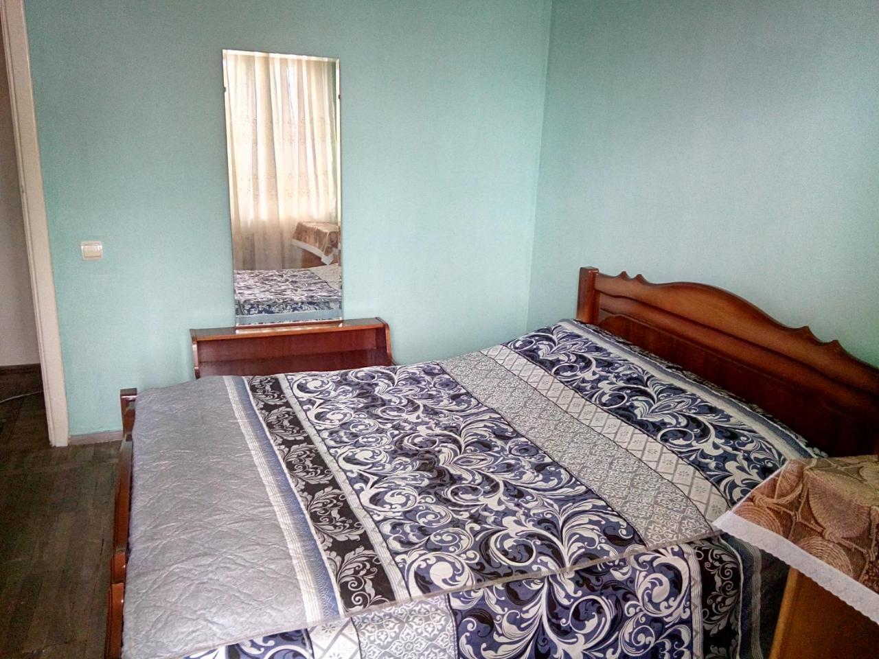 Room In The Centre 예레반 외부 사진