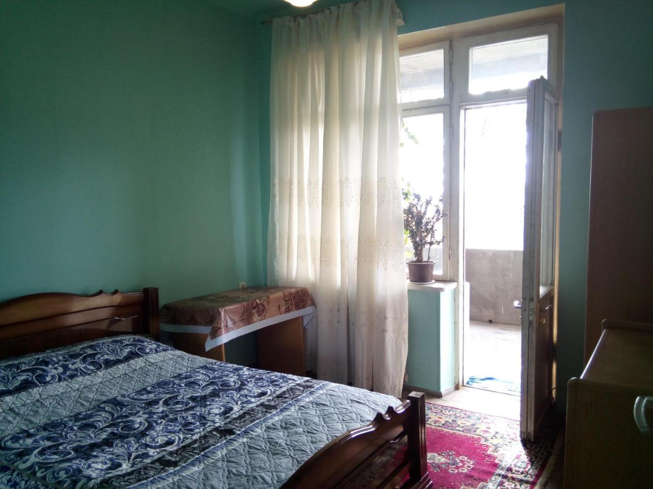 Room In The Centre 예레반 외부 사진