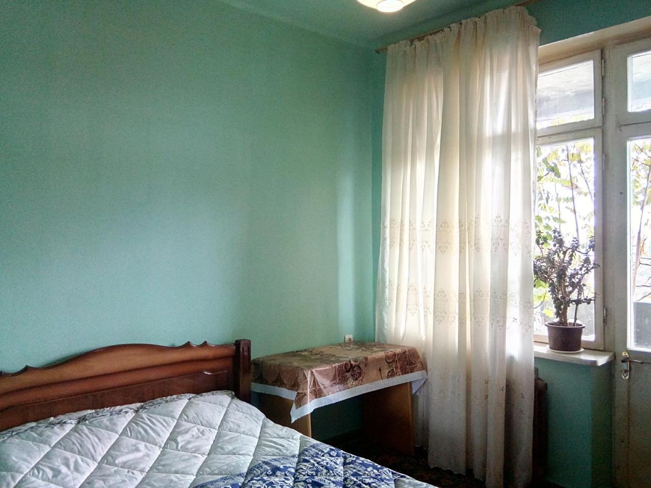 Room In The Centre 예레반 외부 사진